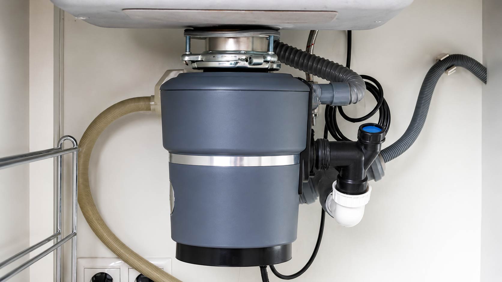 Garbage disposal repair